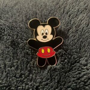 🔮3/$20 Mickey Mouse Disney pin Trading Mickey Pin